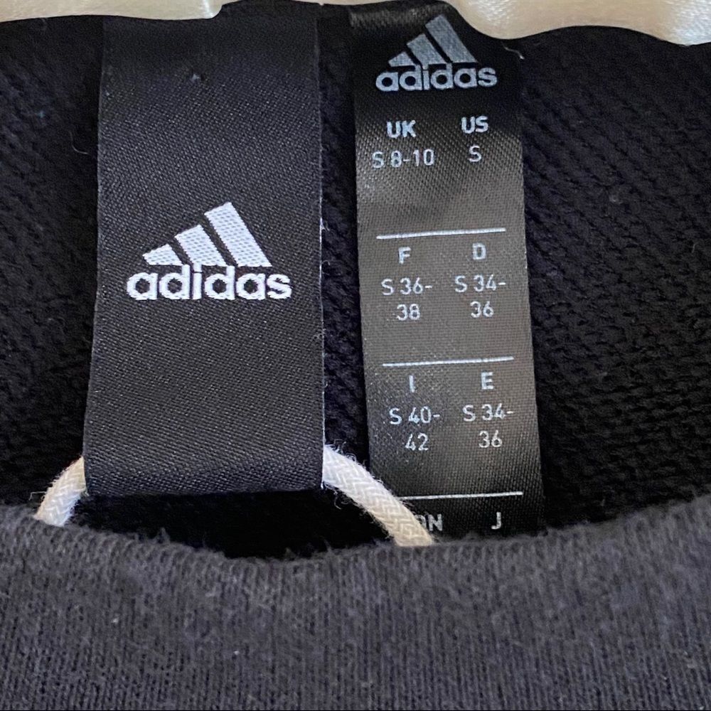 Adidas Essentials Black Crew Neck Sweatshirt S - image 7